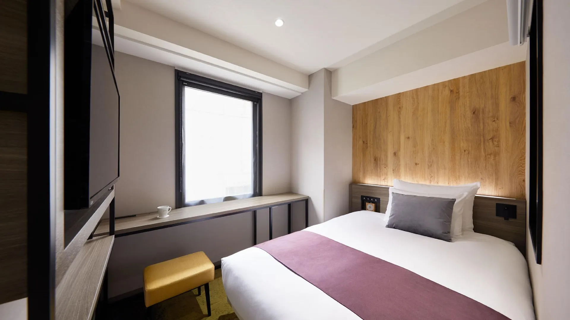 The B Ochanomizu Токио 3*,  Япония