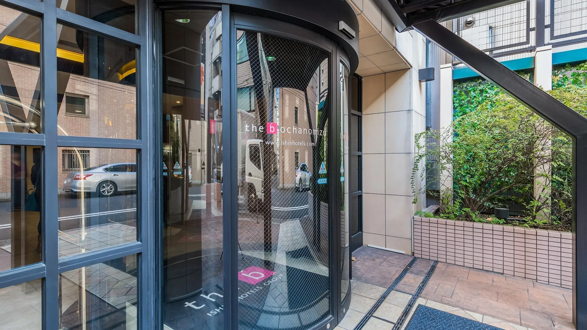 The B Ochanomizu Токио Отель